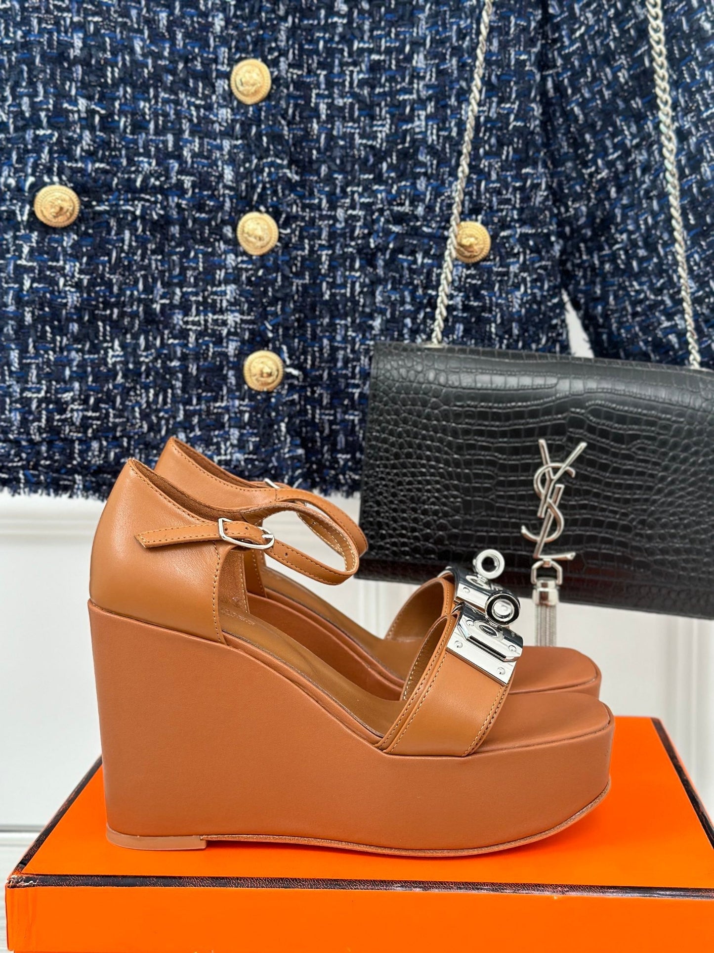 WEDGES SANDALS CARAMEL LAMBSKIN