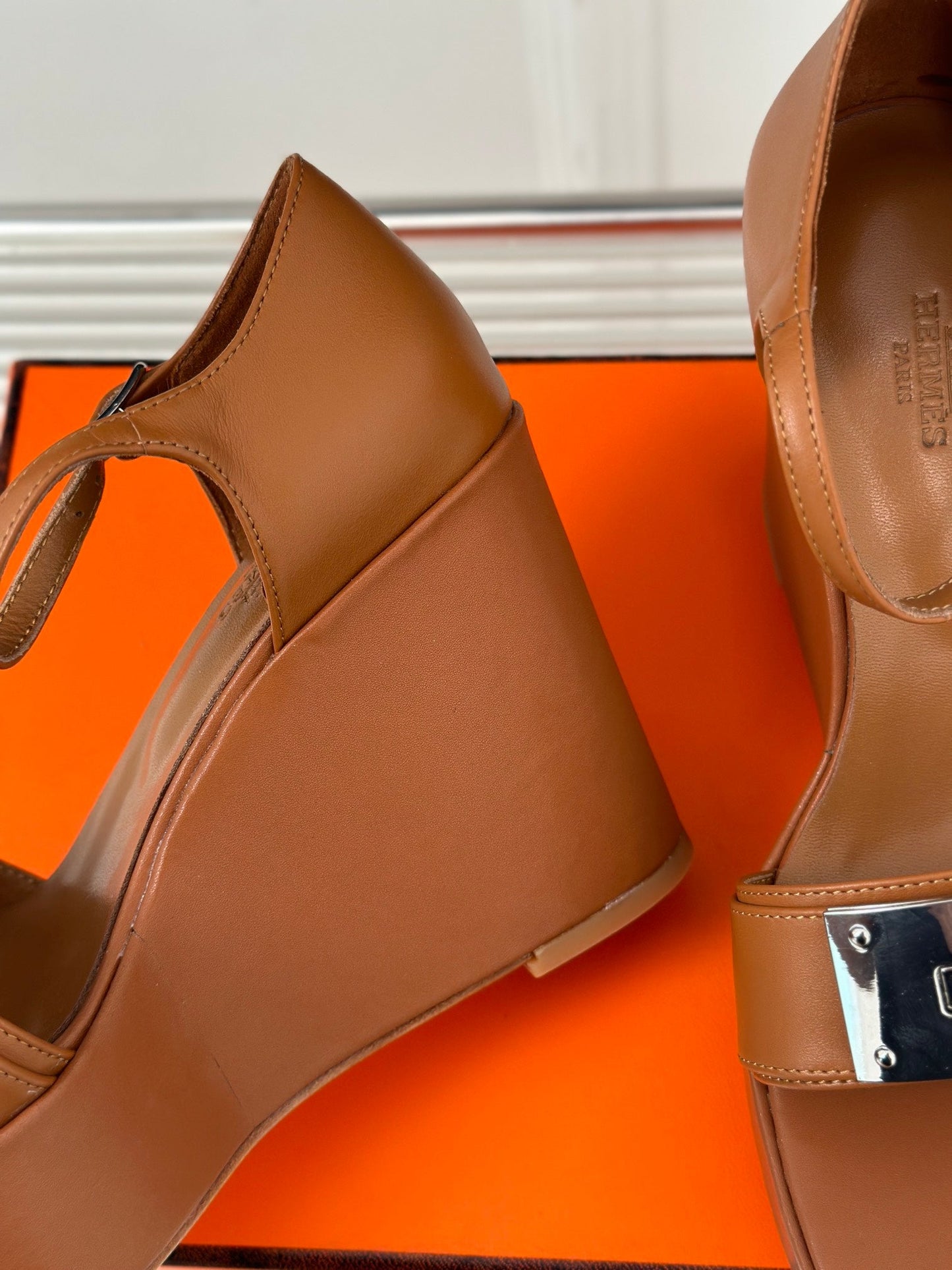 WEDGES SANDALS CARAMEL LAMBSKIN