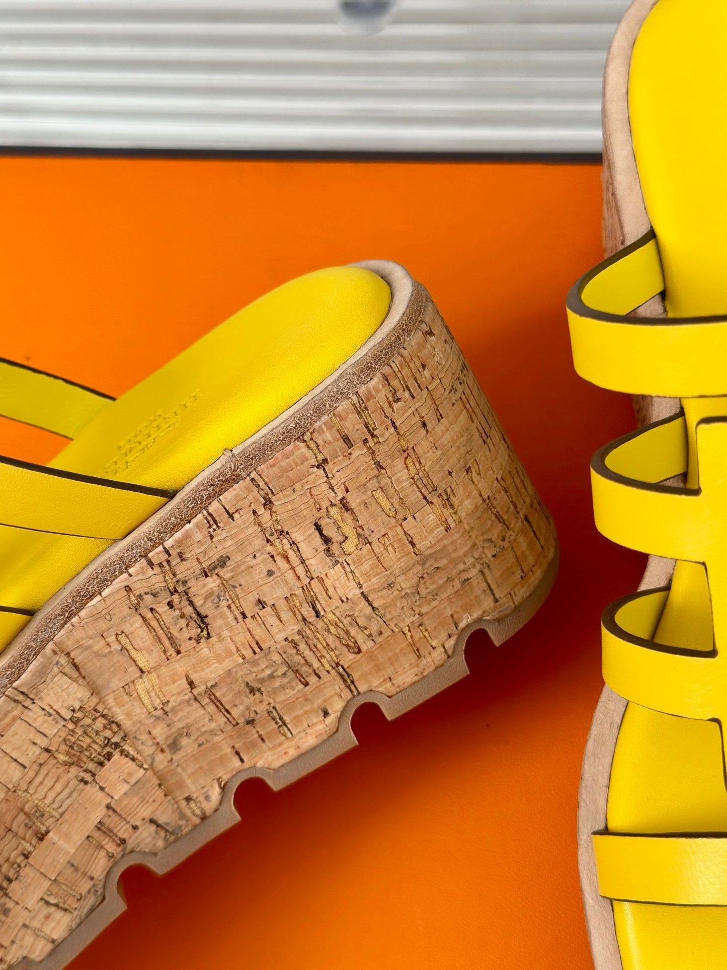 ISABELLA SANDAL LEMON CALFSKIN