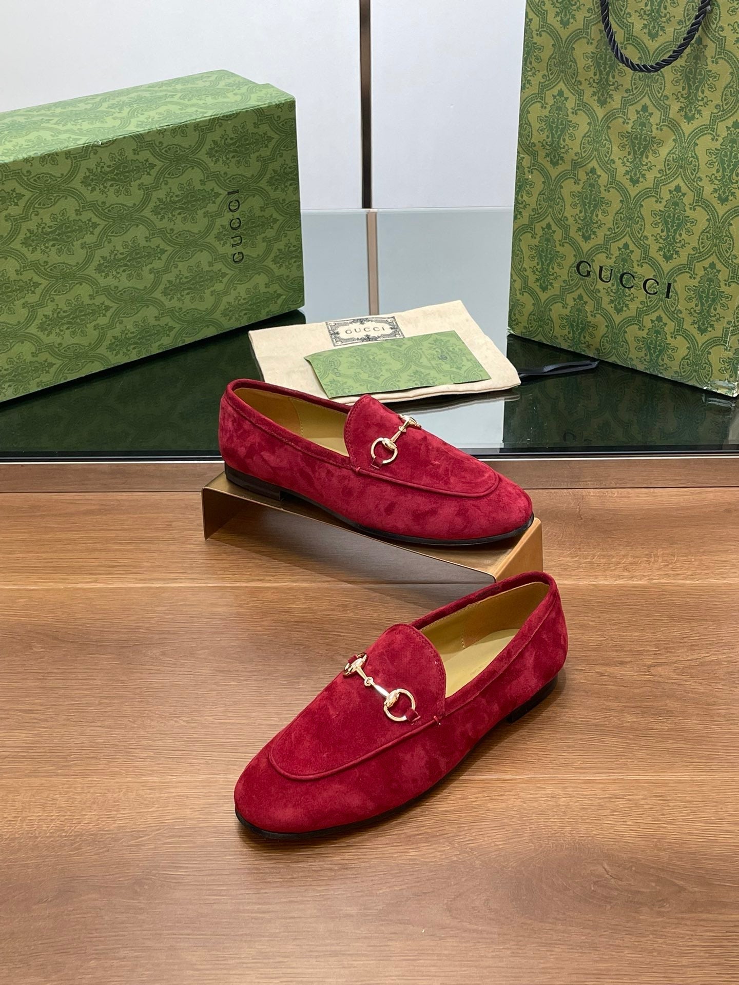 HORSEBIT LOAFER IN CHERRY RED SUEDE