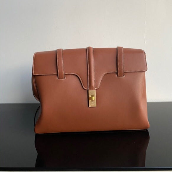 SOFT BAG 32 SMOOTH CALFSKIN TAN