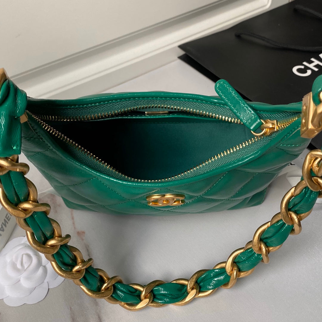 24a hobo bag 23cm green calfskin gold hardware