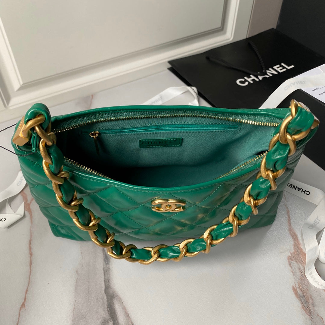 24a hobo bag 38cm green calfskin gold hardware