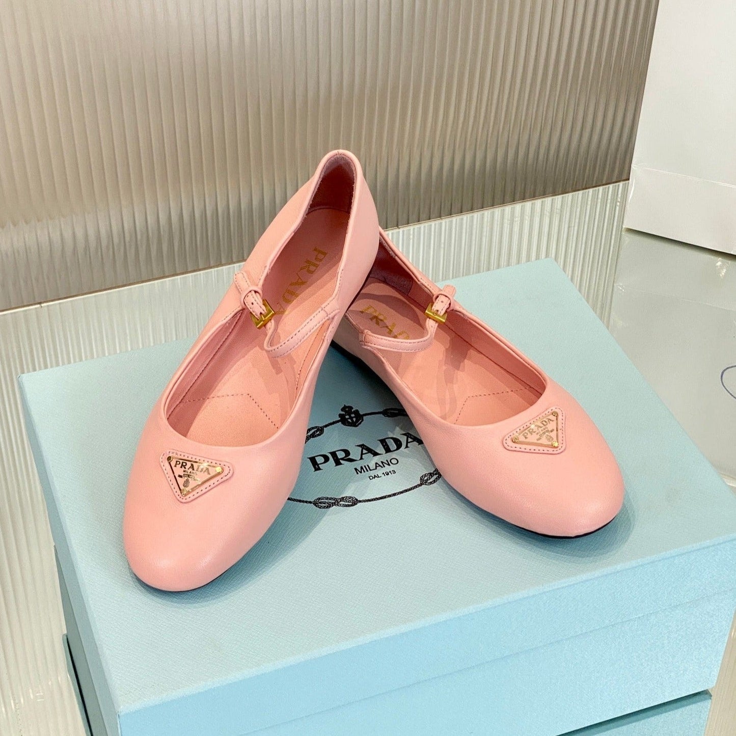 PRA NAPPA MARY JANE FLAT ROSE LAMBSKIN