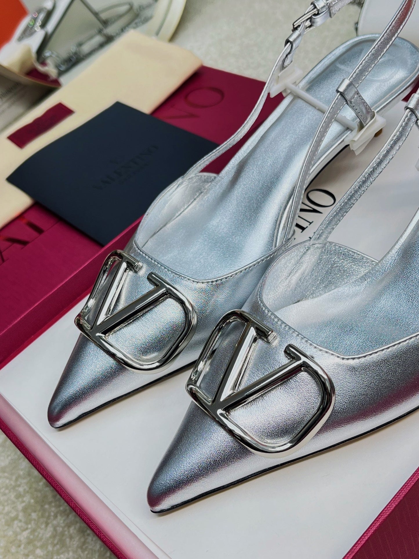 vlogo slingback pump 80 silver metalic calfskin