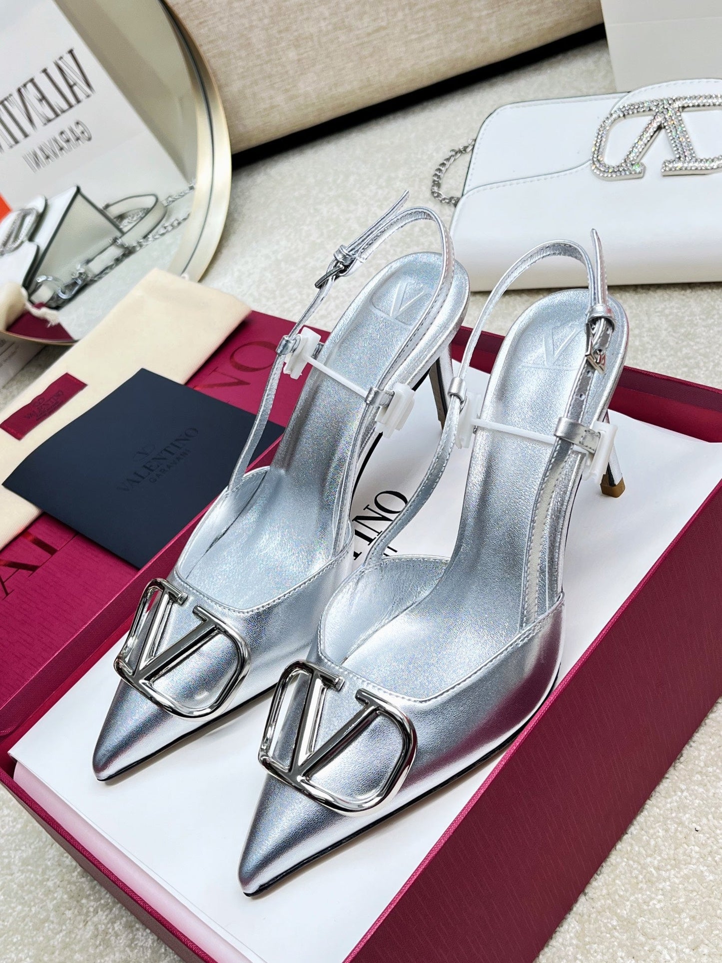 vlogo slingback pump 80 silver metalic calfskin