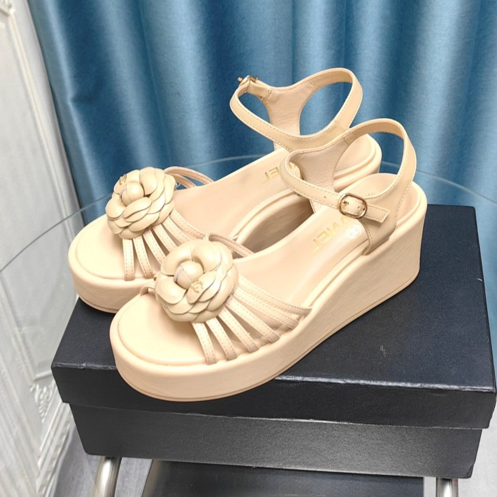 Camellia Slide Wedge Sandal Beige Cream Lambskin