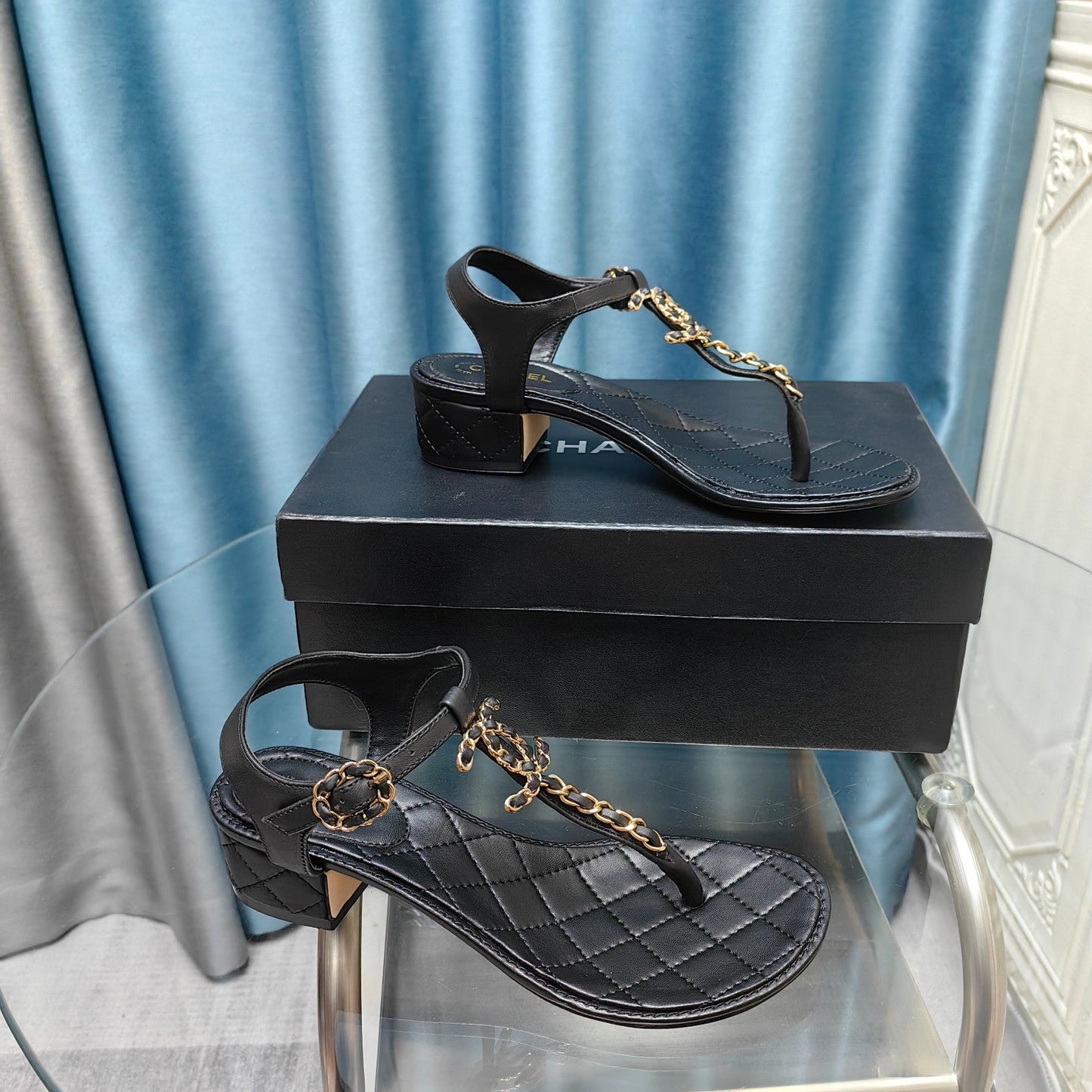 cc thong sandal 40 black calfskin