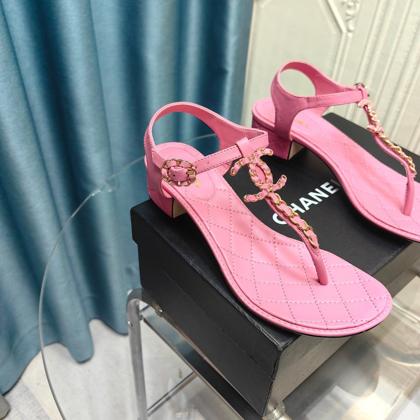 cc thong sandal 40 all pink calfskin