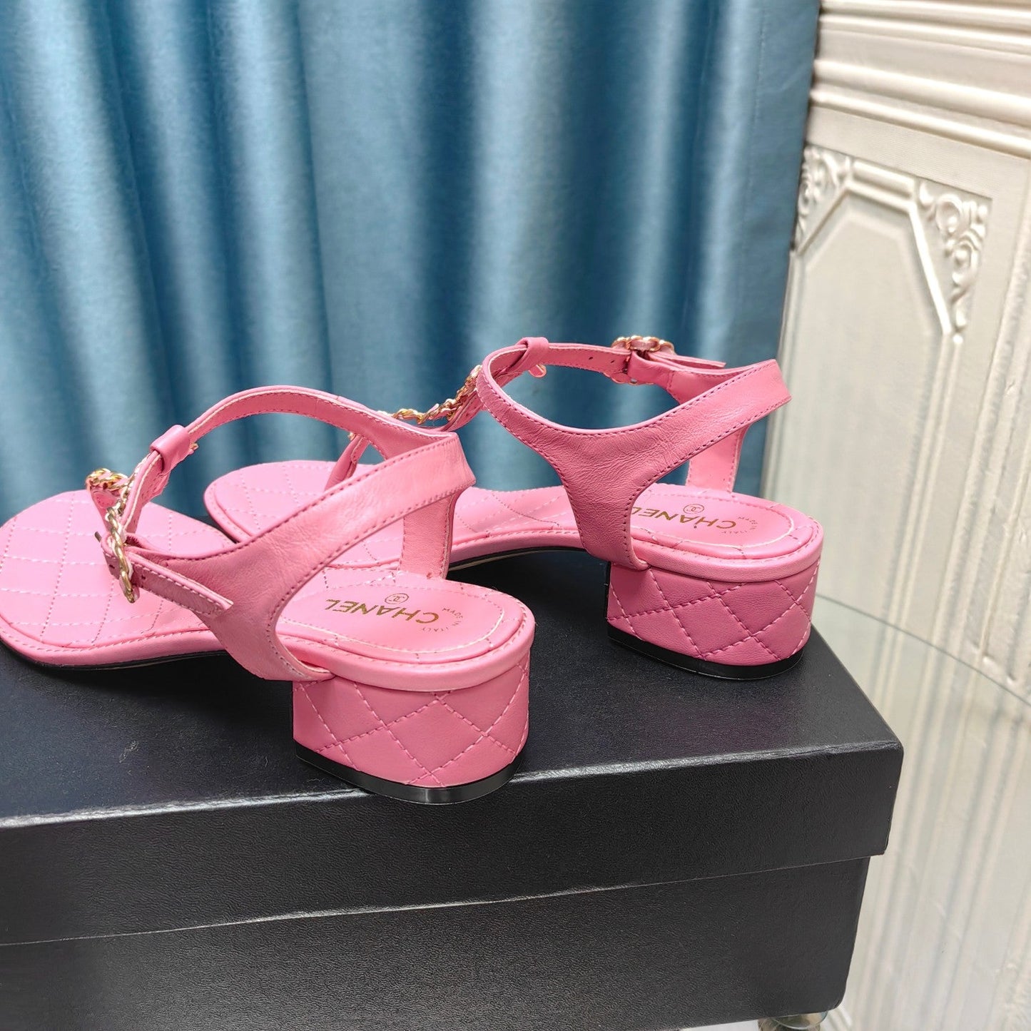 cc thong sandal 40 all pink calfskin