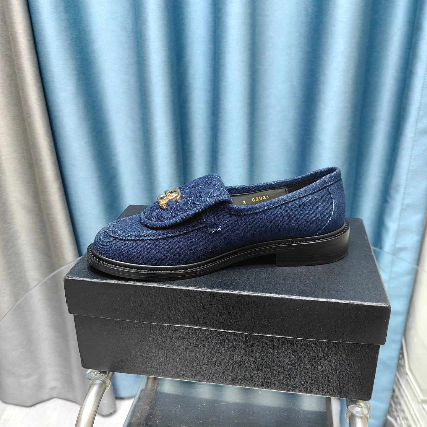 MOCCASINS NAVY BLUE QUILTED LAMBSKIN