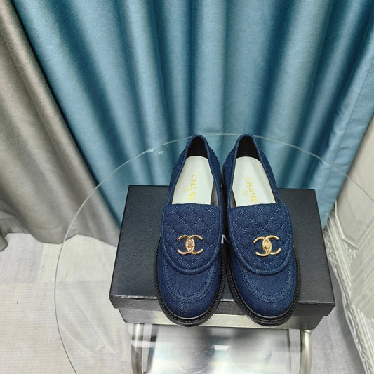 MOCCASINS NAVY BLUE QUILTED LAMBSKIN