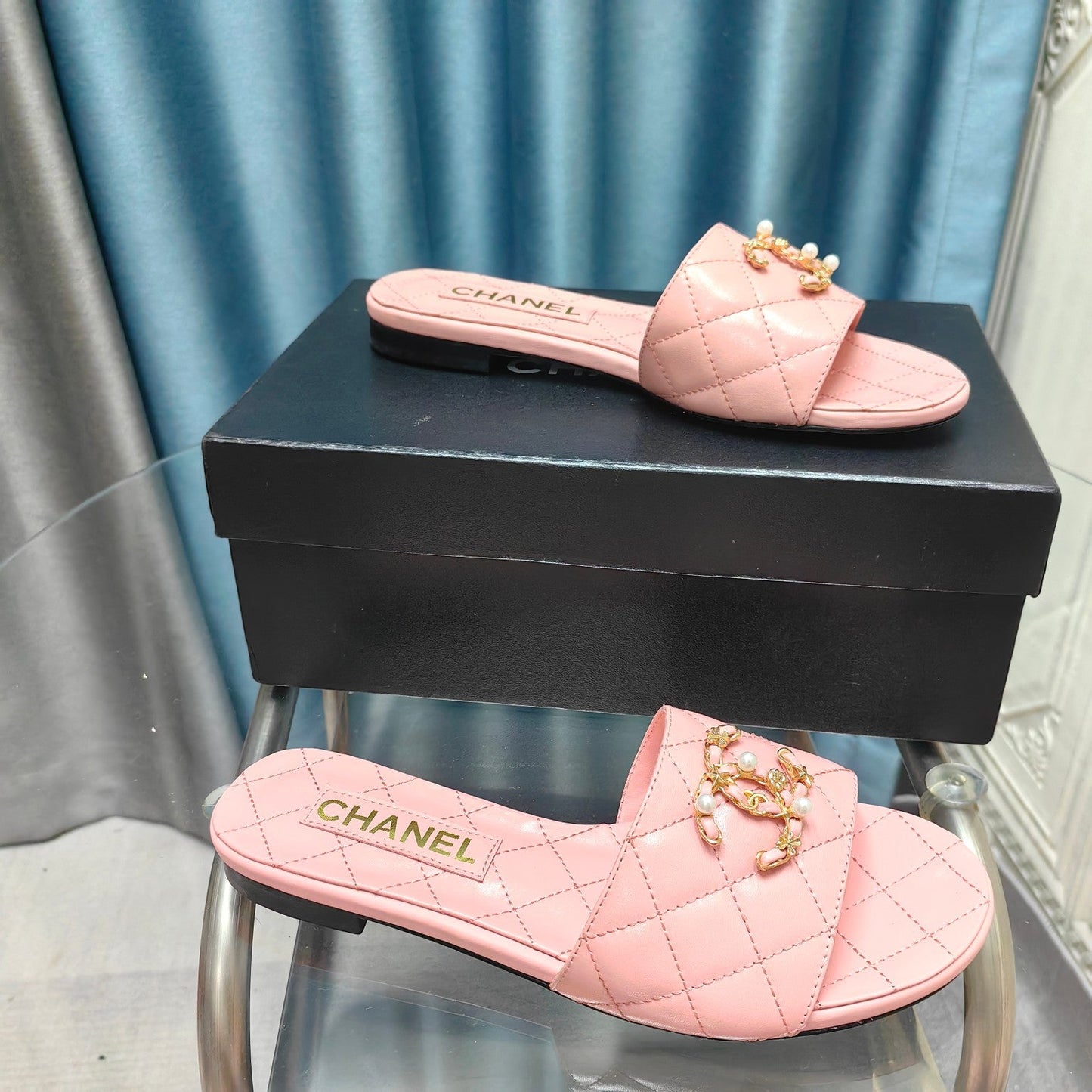 mule sandal quilted pink calfskin mop