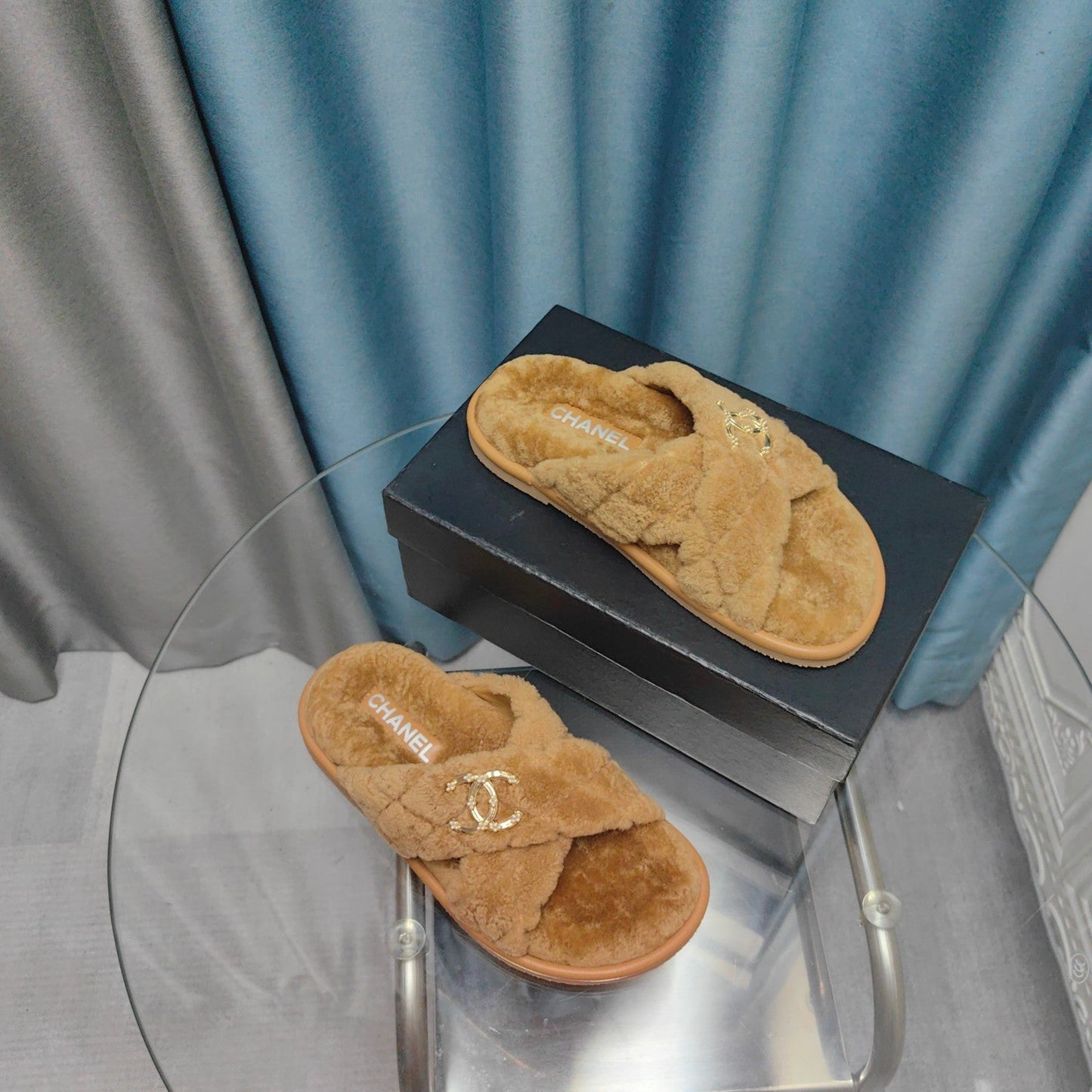 CC Crisscross Slippers Light Brown Pattern Fleece Wool