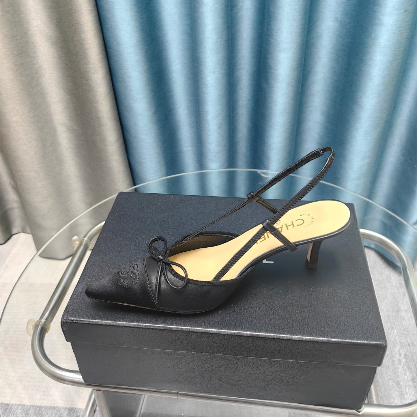 Slingback 50 Black Calfskin Satin Pointed Toe