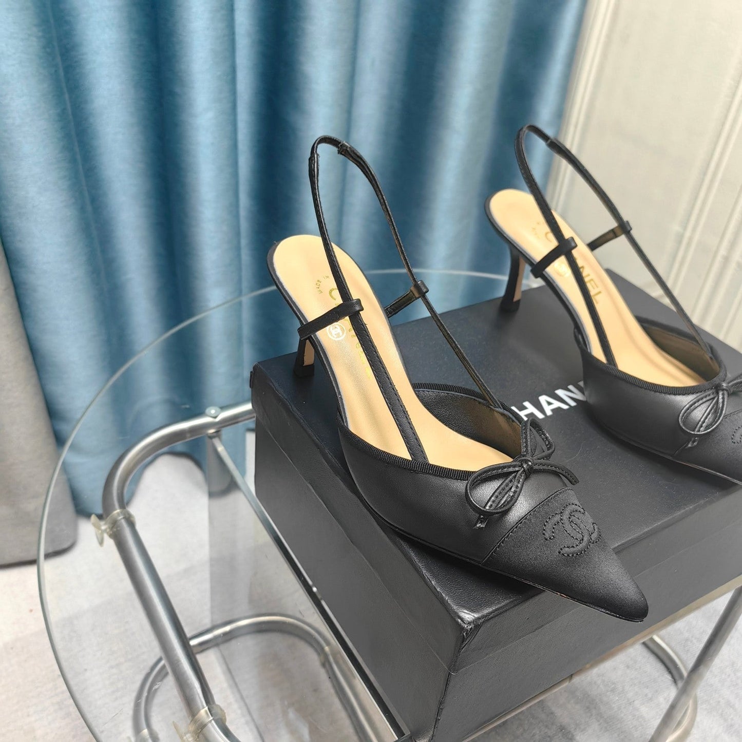 Slingback 50 Black Calfskin Satin Pointed Toe