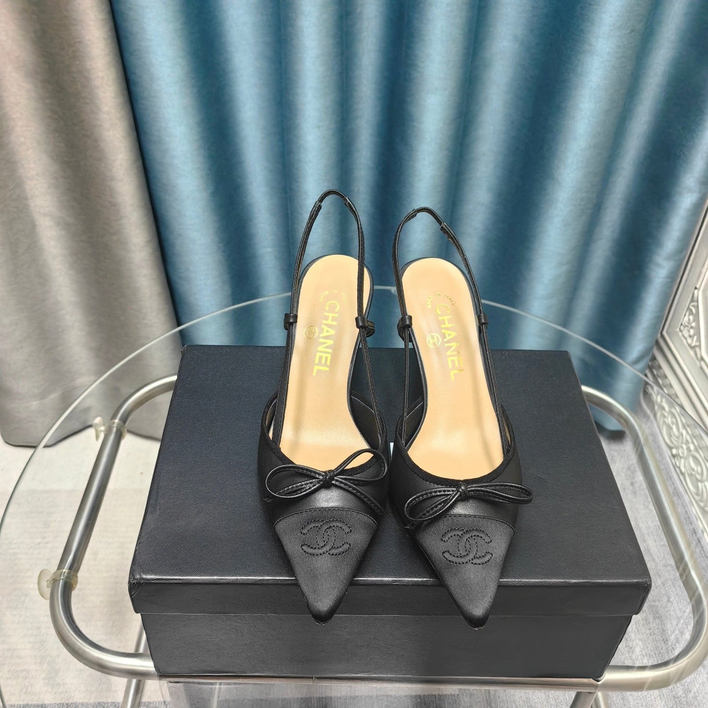 Slingback 50 Black Calfskin Satin Pointed Toe