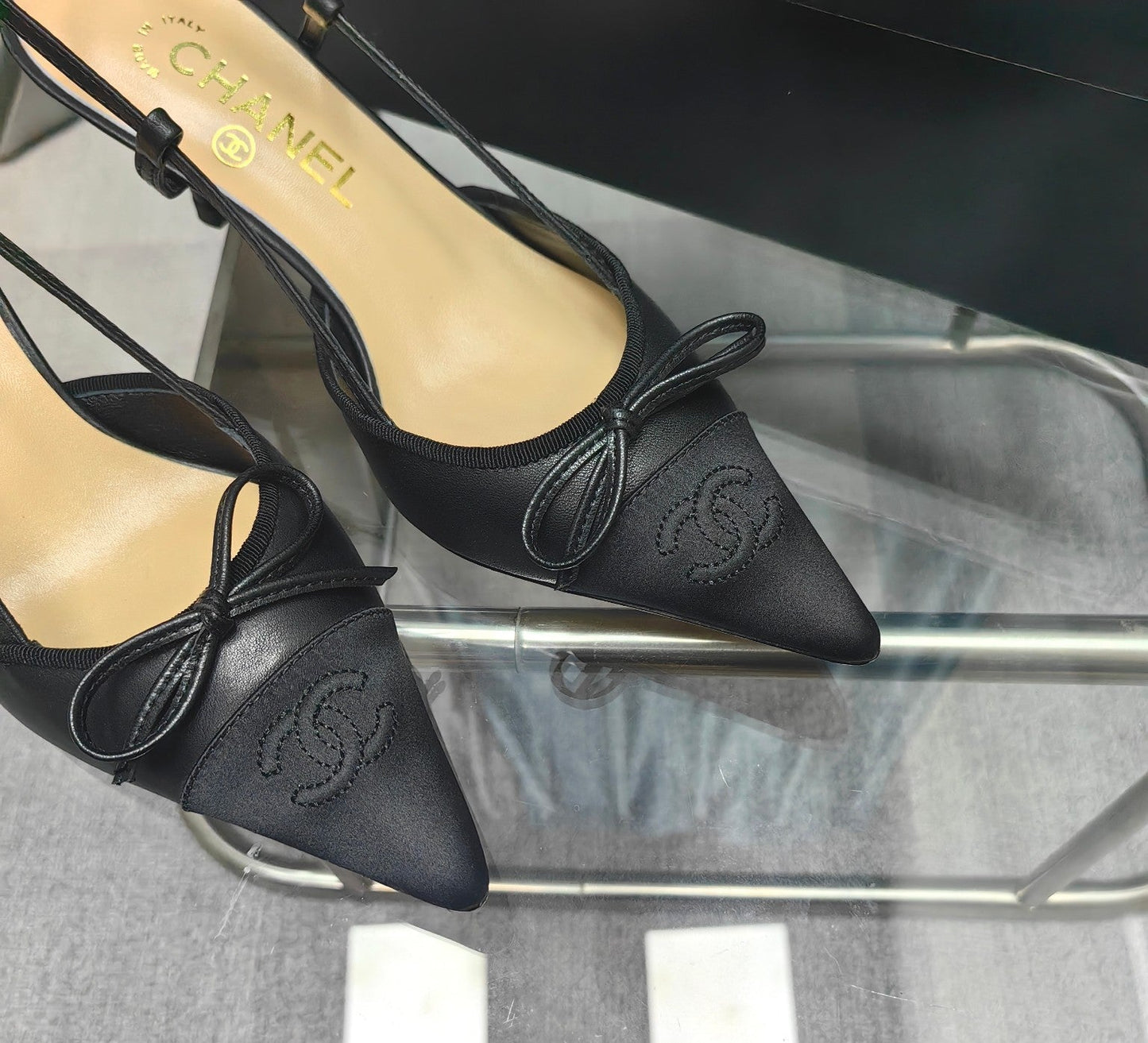 Slingback 50 Black Calfskin Satin Pointed Toe