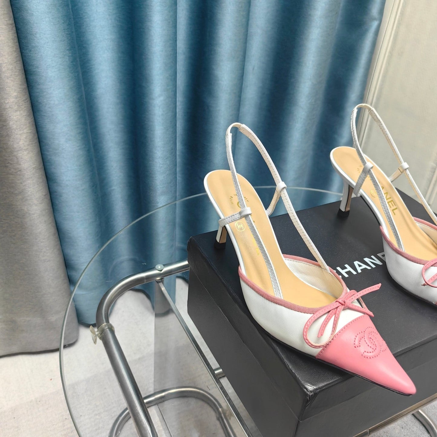 Slingback 50 White Calfskin Pink Satin Pointed Toe