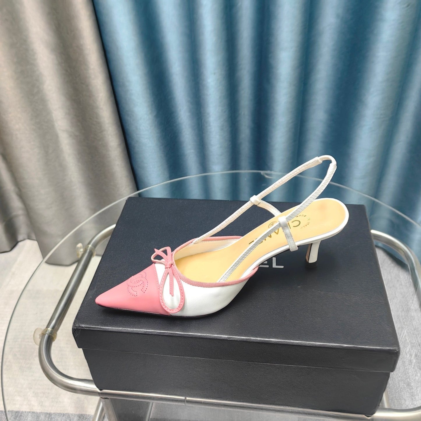 Slingback 50 White Calfskin Pink Satin Pointed Toe