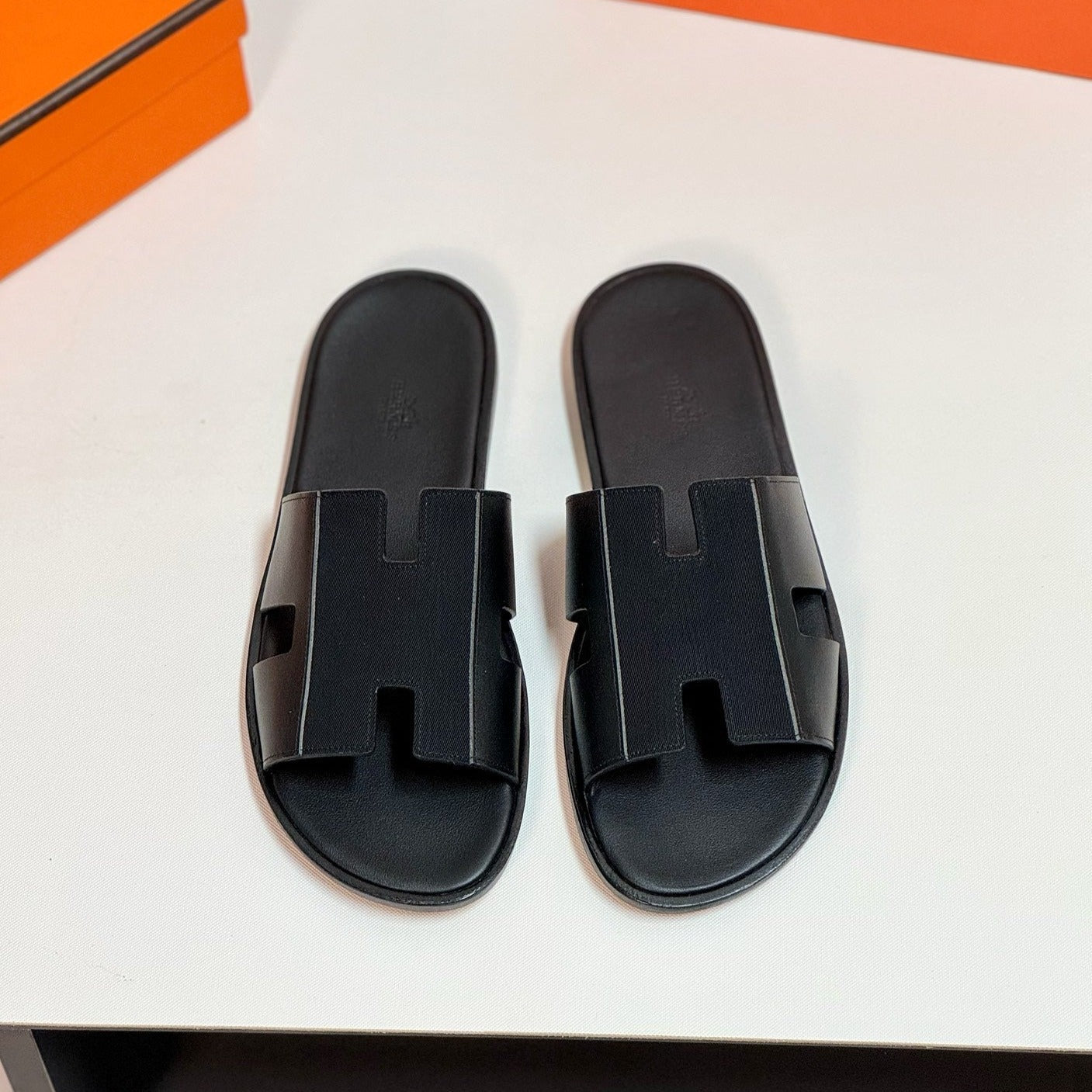 Izmir sandal black 1