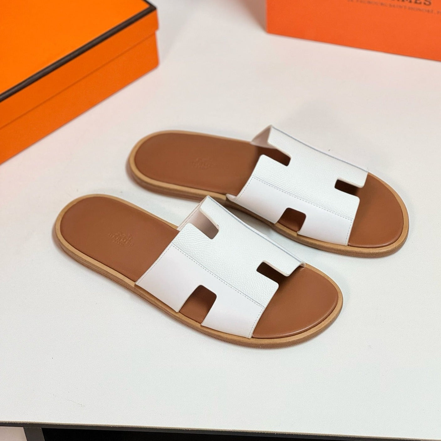 Izmir sandal white