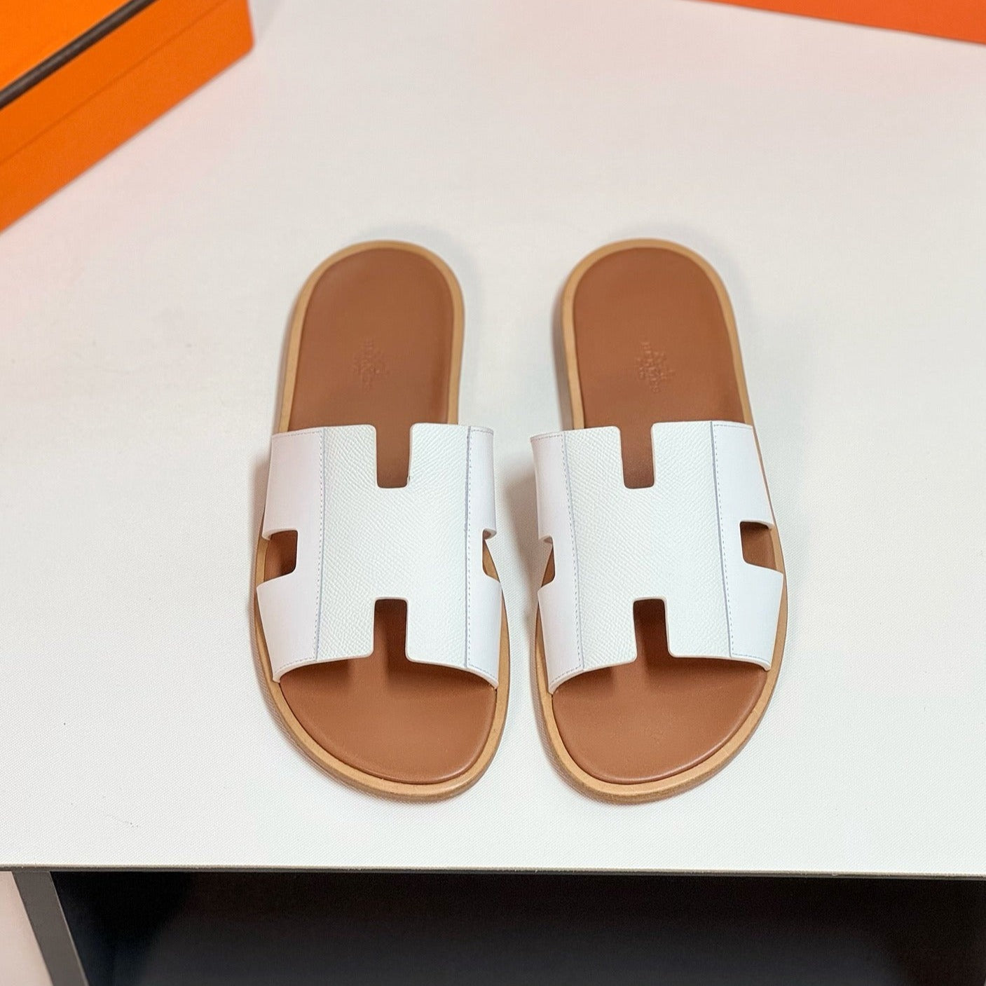 Izmir sandal white