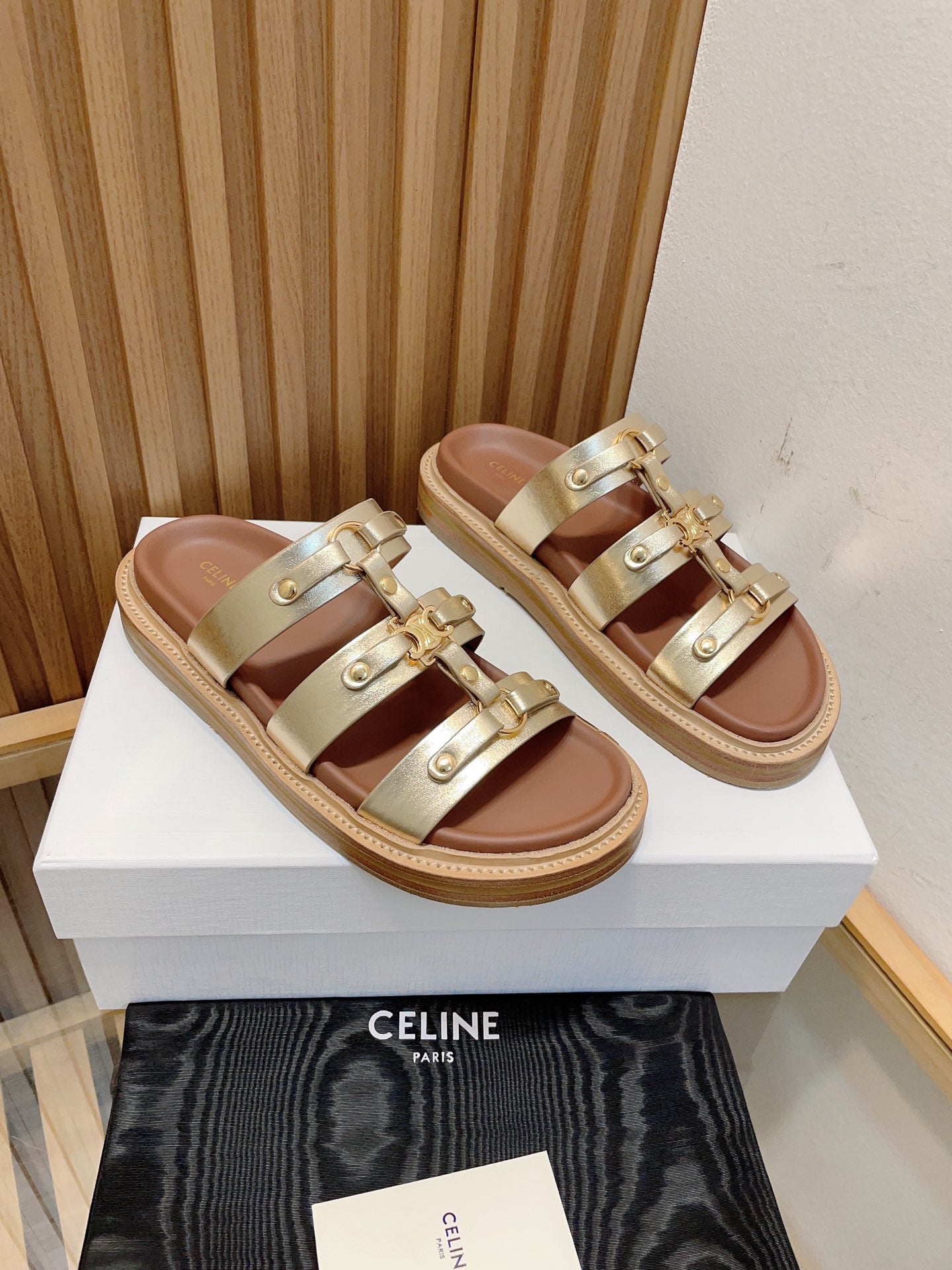 tippi slide sandal gold metalic calfskin