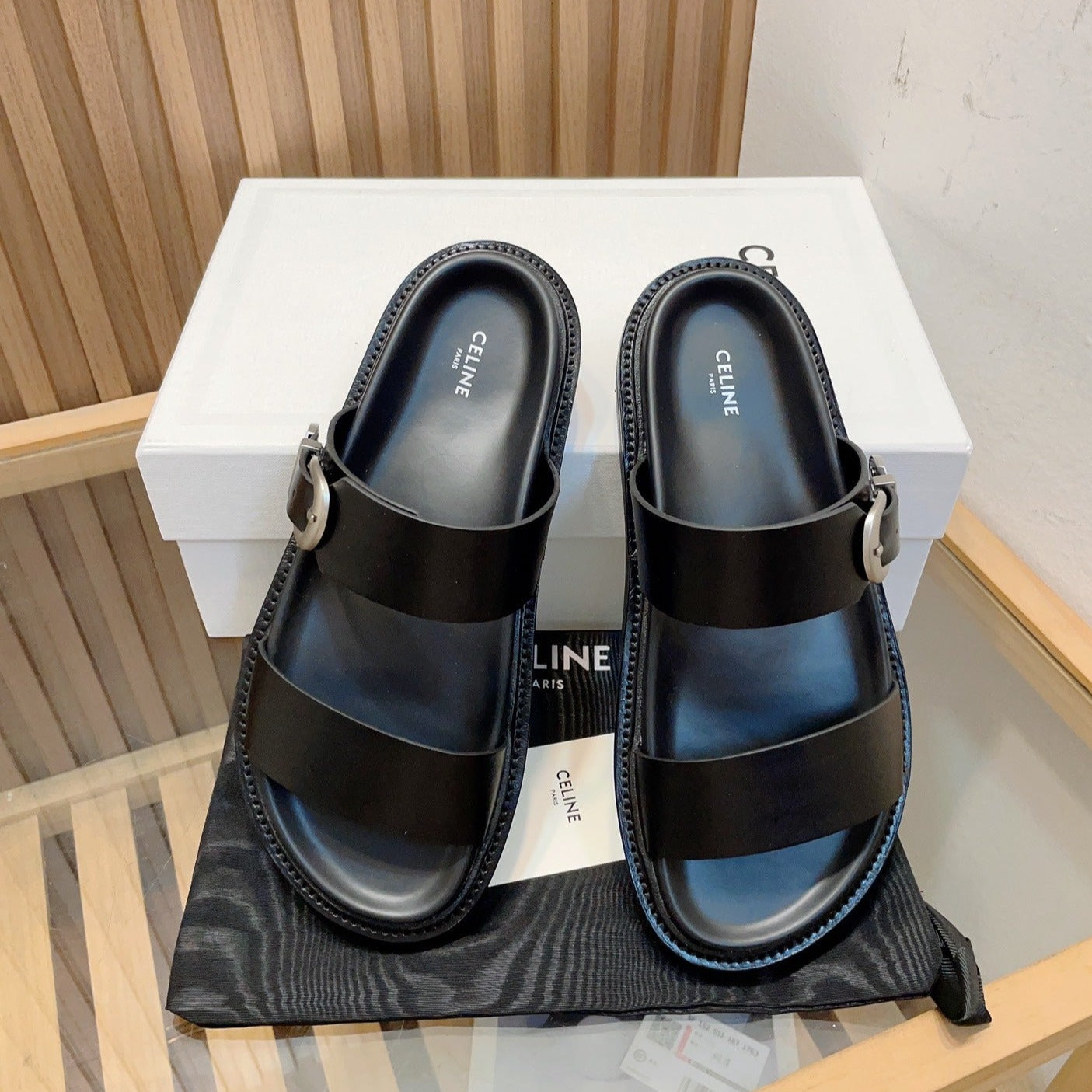 TIPPI IN CALFSKIN - VEGETAL TANNING BLACK