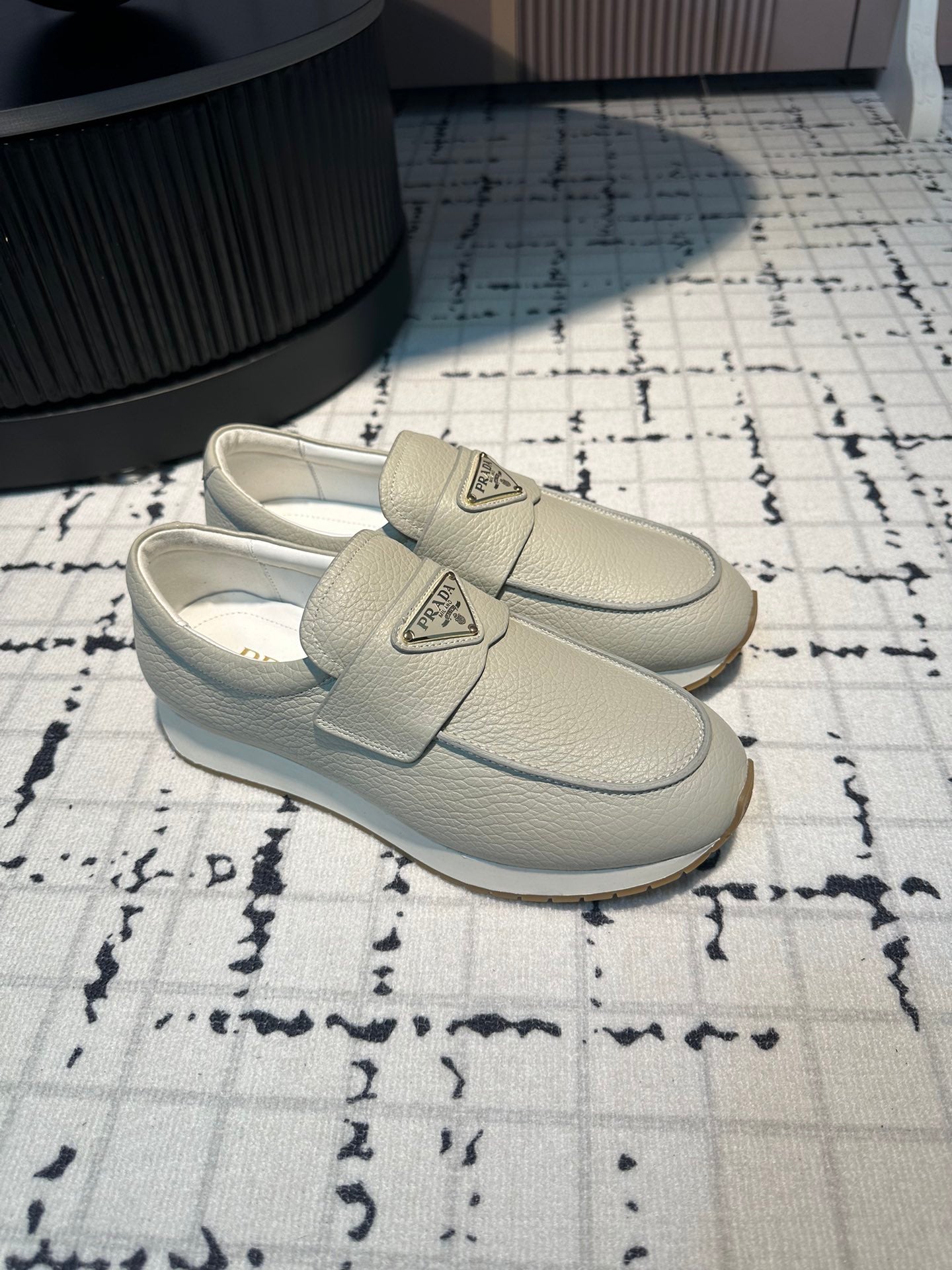 PRA SPORTY STYLE LOAFERS LIGHT GRAY CALFSKIN