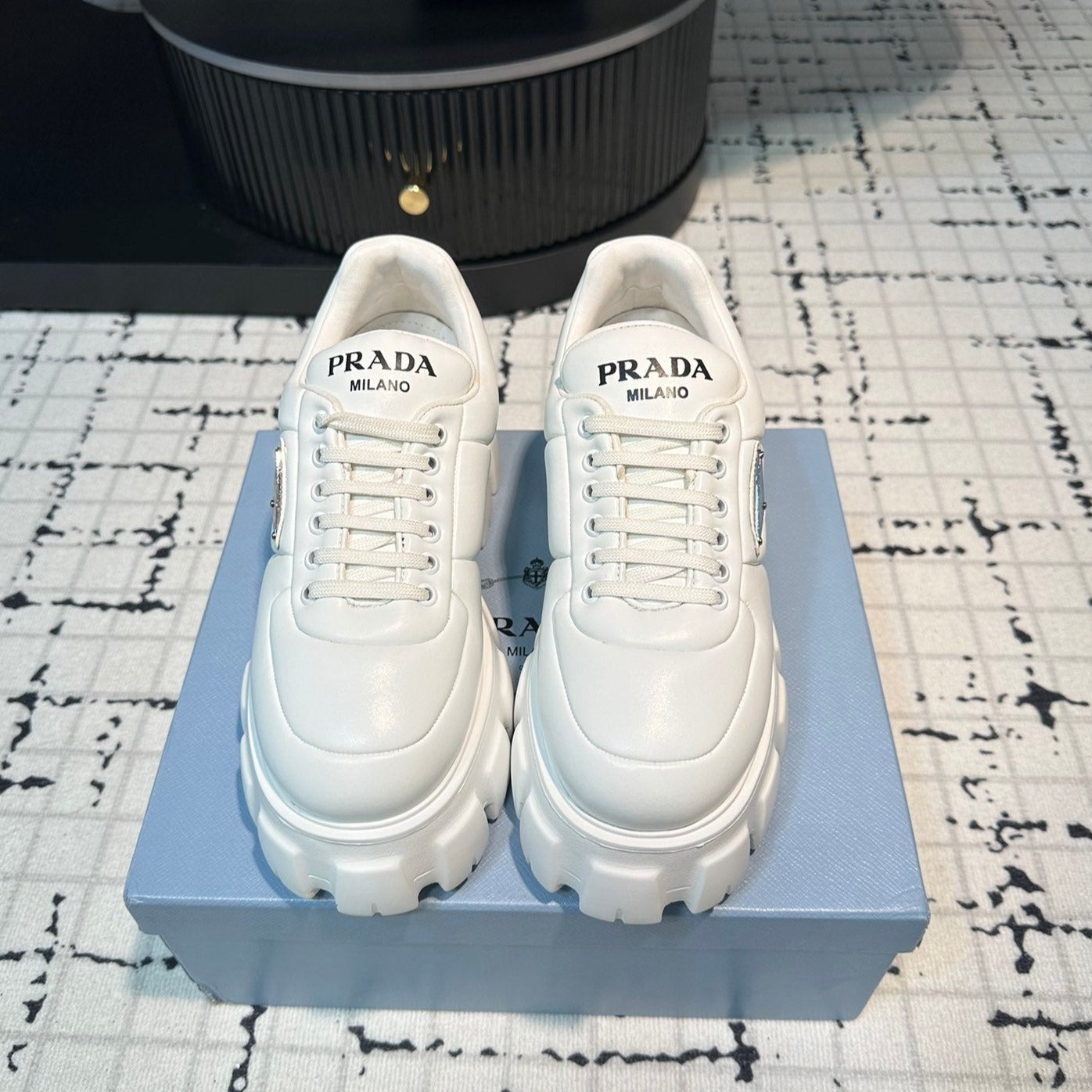 PRA MONOLITH BRUSHED LACE-UP SHOES WHITE LAMBSKIN