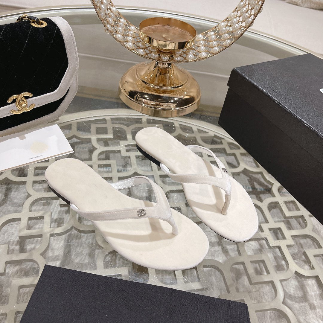 cc thongs sandal white velvet