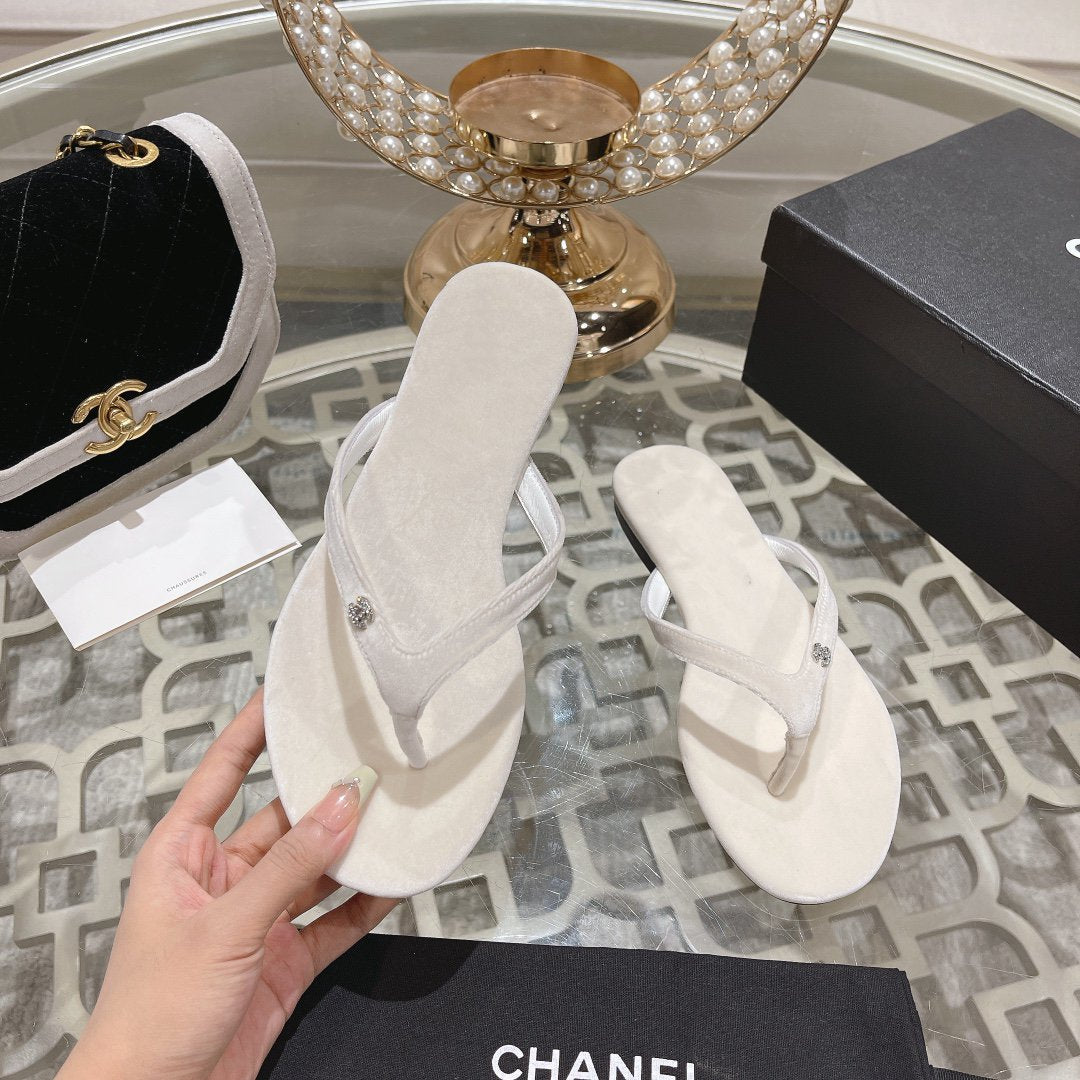 cc thongs sandal white velvet