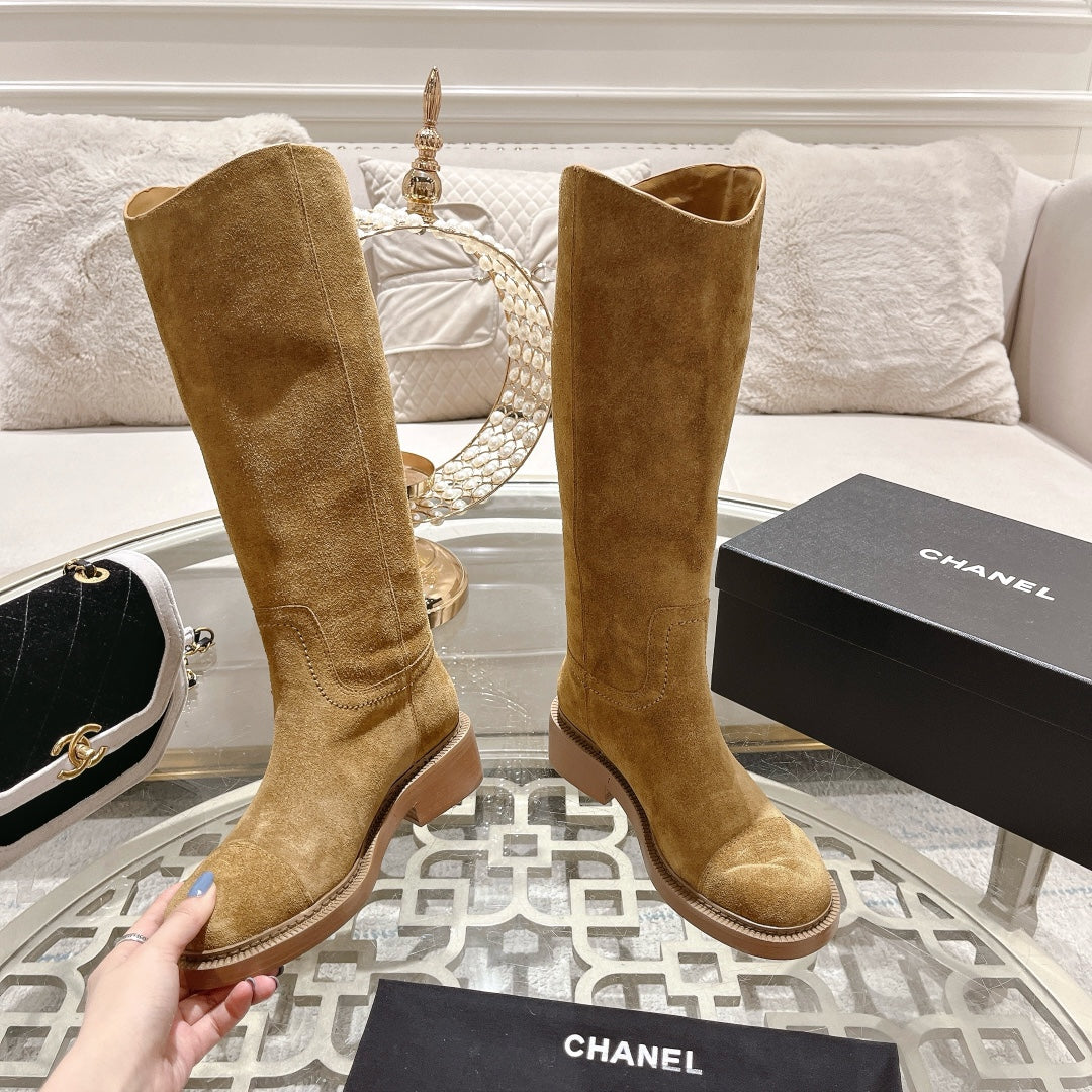 CC High Boots 40mm Dark Beige Suede