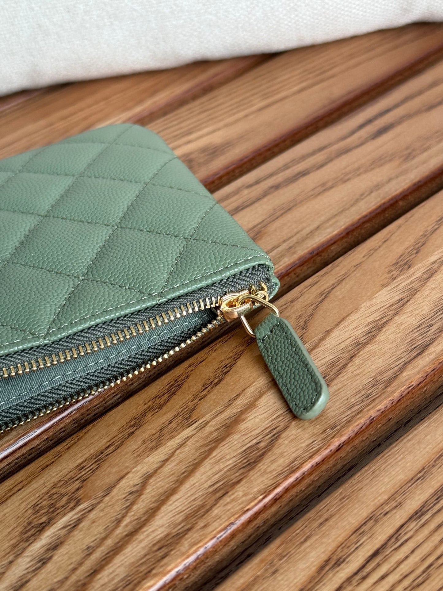 cc zipped wallet 20cm green quilted caviar gold hardware