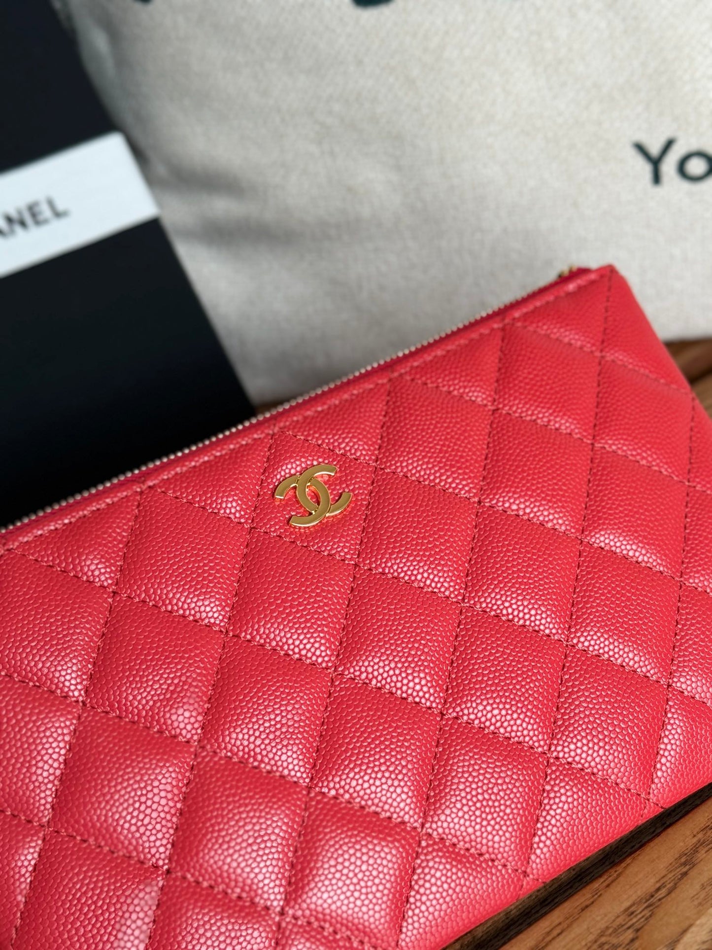 cc zipped wallet 20cm red quilted caviar gold hardware