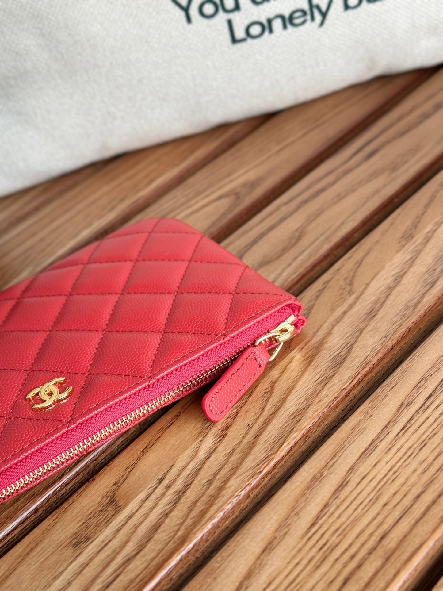 cc zipped wallet 20cm red quilted caviar gold hardware