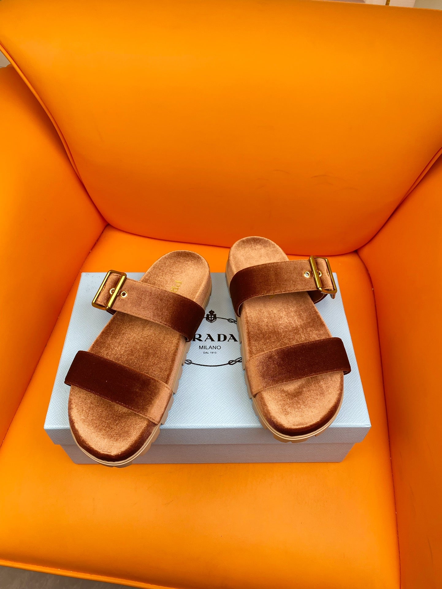 Pra Slides 10 Velvet Orange