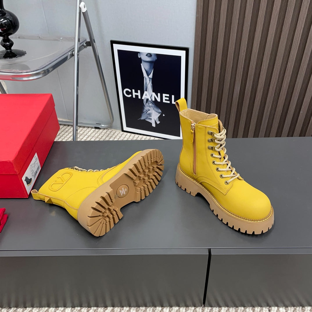 Valentino Ankle Boots 30MM In Yellow Cowhide 996144