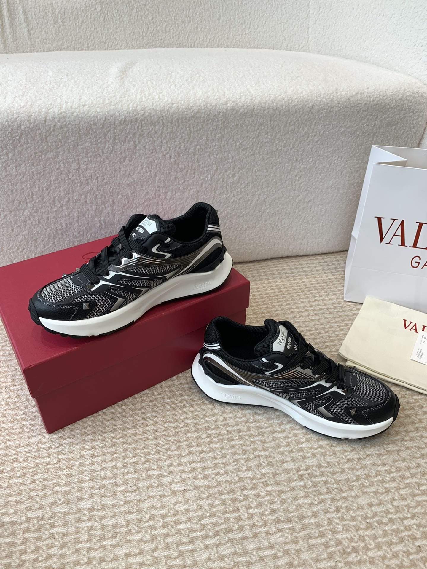 Valentino Sneaker 50mm In Black Mix White Mesh Fabric And Cowhide 814280