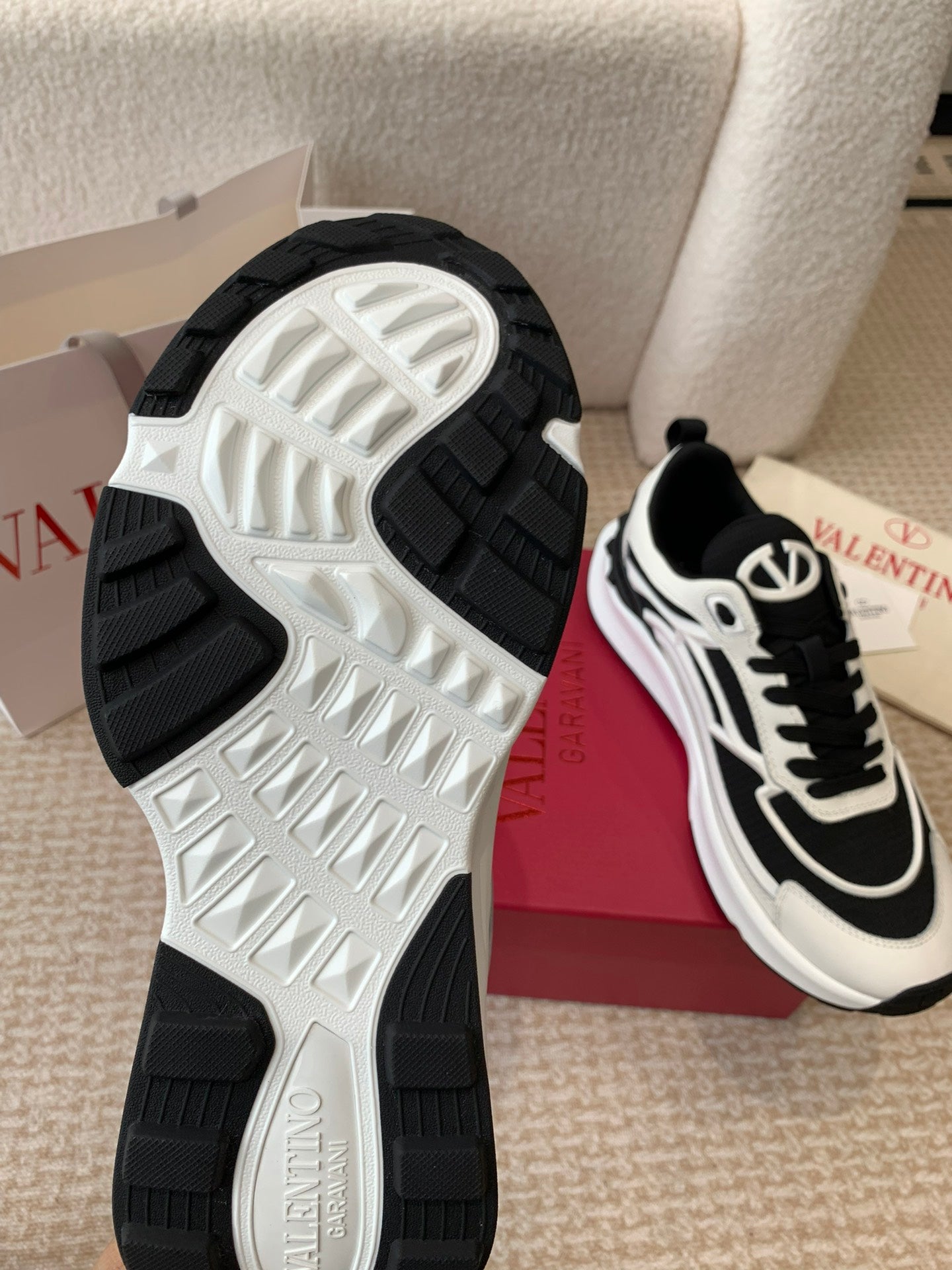 VL Sneaker 50mm In White Mix Black Mesh Fabric And Molded Foam 828150