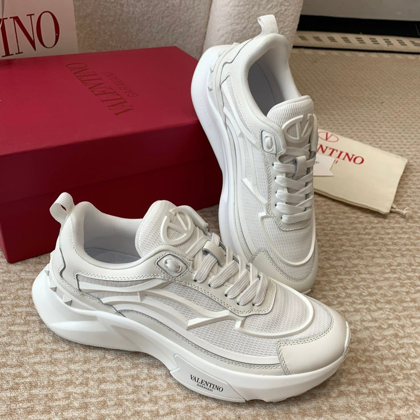 VL Sneaker 50mm In White Mesh Fabric And Molded Foam 828155