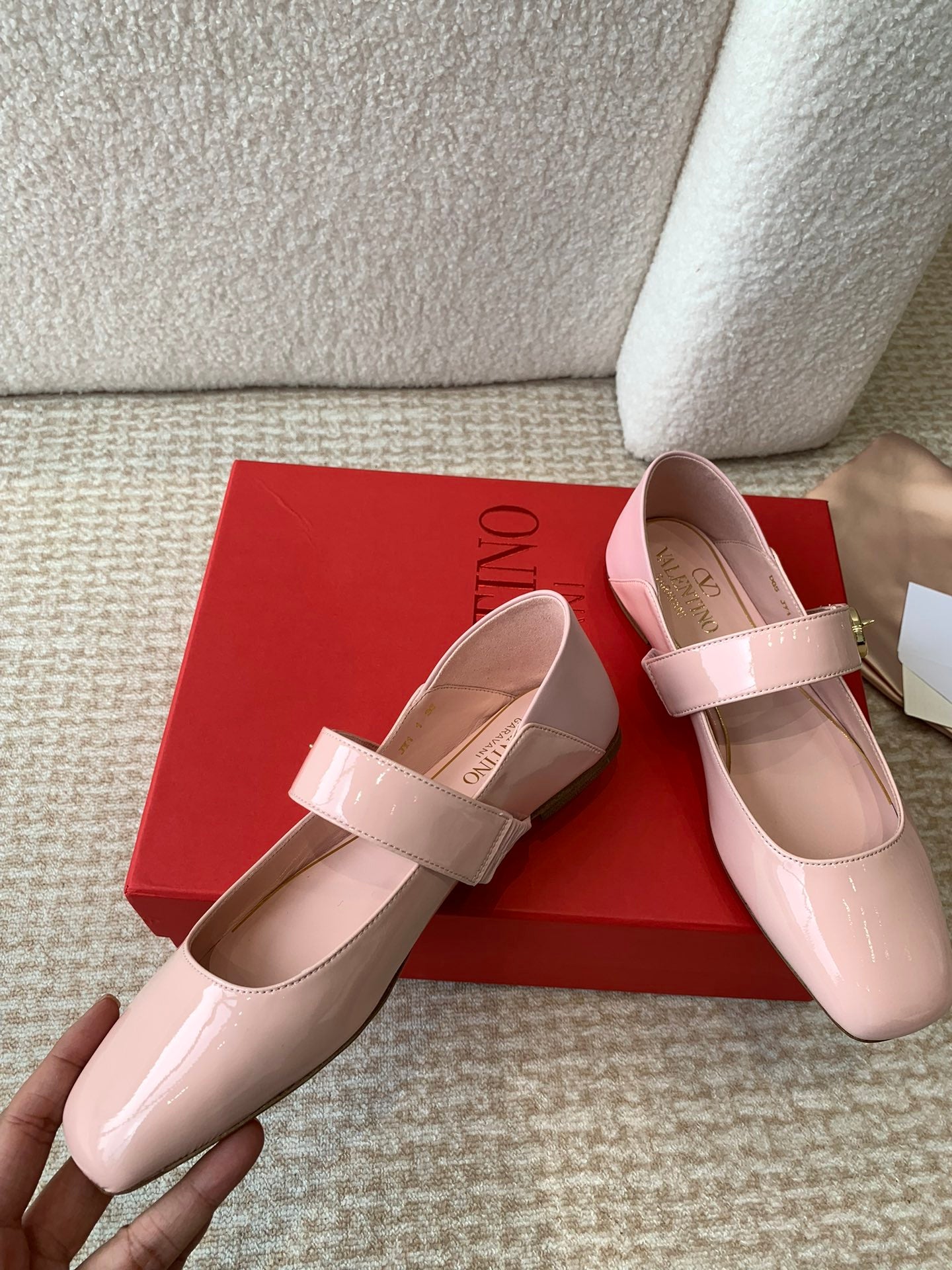 VLOGO LOCKER MARY-JANE BALLERINA IN LIGHT PINK CALFSKIN