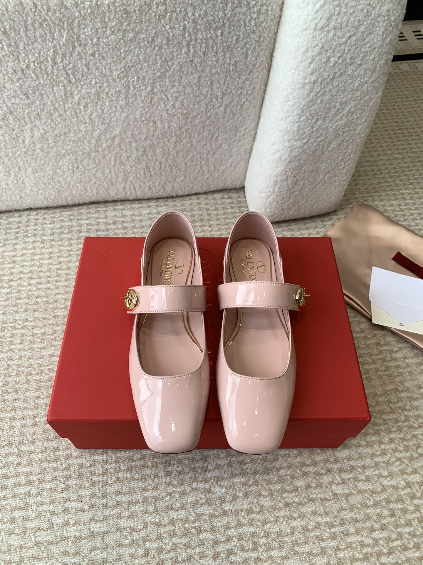 VLOGO LOCKER MARY-JANE BALLERINA IN LIGHT PINK CALFSKIN