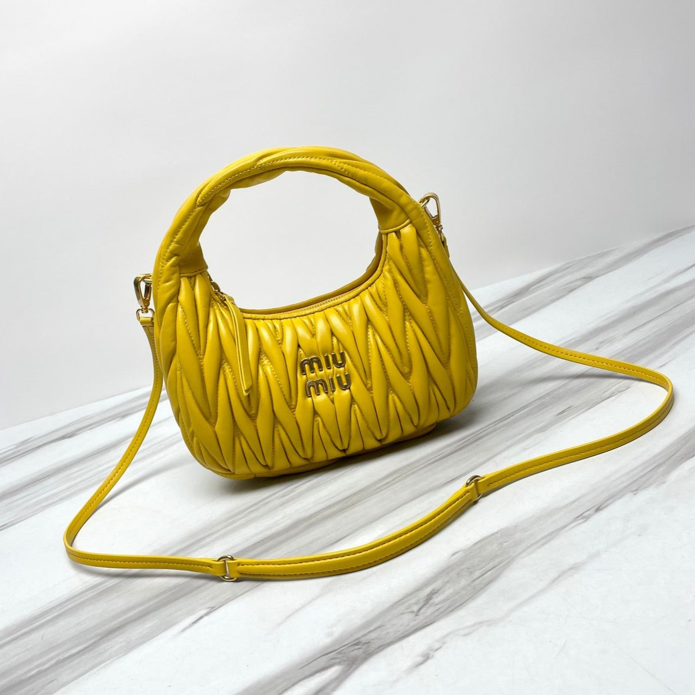 miuwander hobo 23 yellow matelasse leather