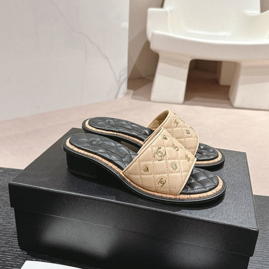 mule sandal 40 beige black quilted calfskin