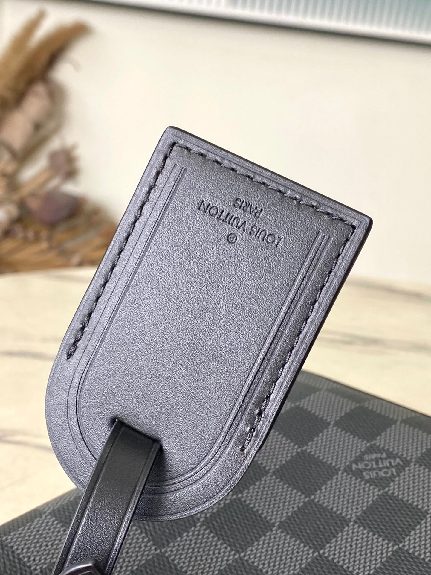 TAKEOFF POUCH 30 IN GREY BLACK DAMIER GRAPHITE CANVAS