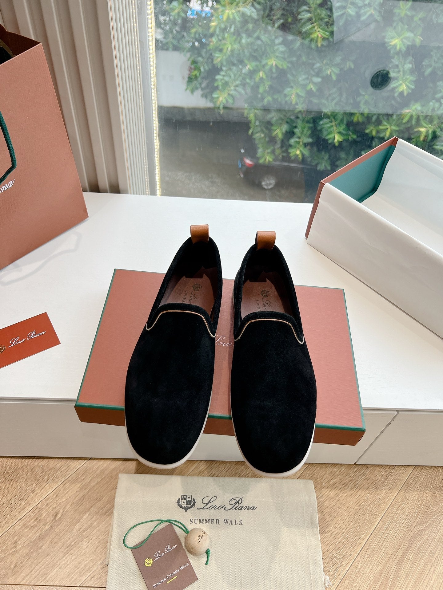 Venice Walk Loafer Black Suede