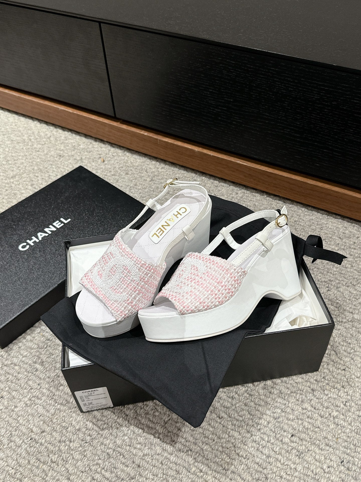 cc sandal 100 pink white tweed sequin