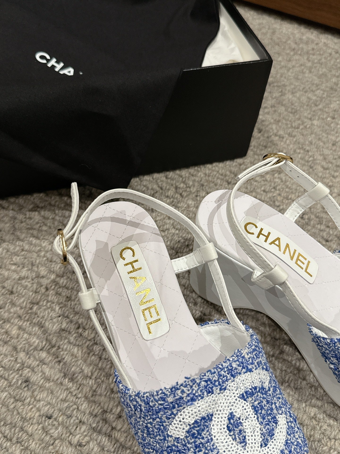 cc sandal 100 blue white tweed sequin